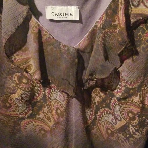 Purple paisley pattern top - Picture 2 of 3